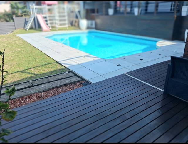 5 BEDROOM HOUSE FOR SALE IN BLUFF